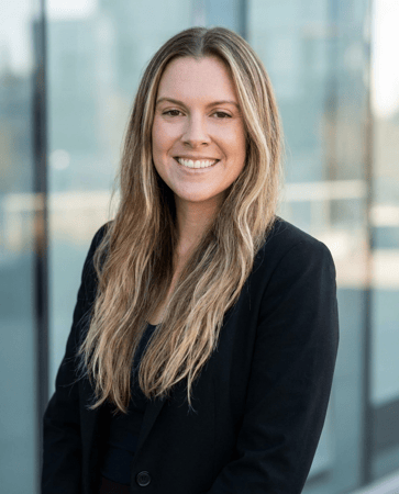 Photo of Hannah Neal