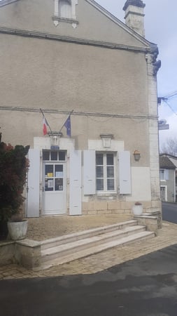 Photo du point La Poste Agence Communale CELLEFROUIN Mairie