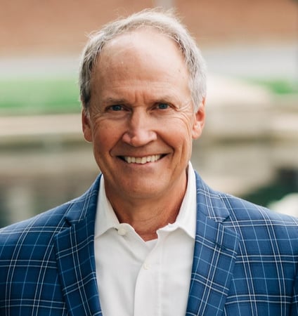 Photo of Tracy Stines