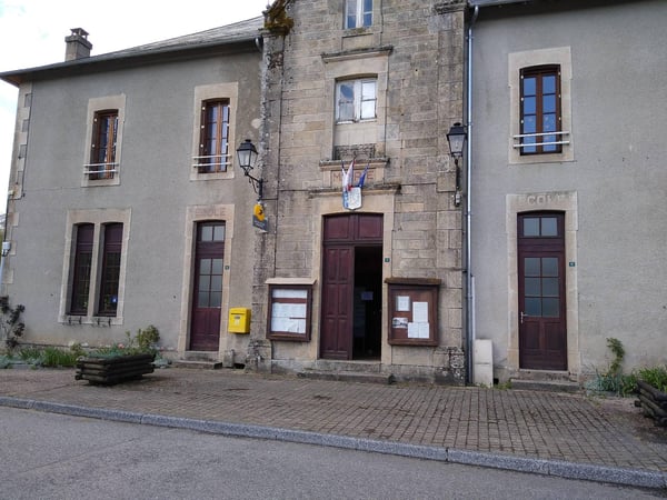 Photo du point La Poste Agence Communale LACELLE Mairie