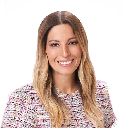 Photo of Kristen Bissett