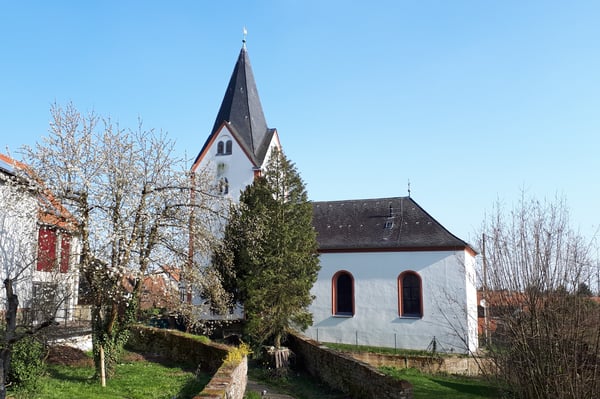 Evangelische Kirche Kloppenheim - Evangelische Bodelschwingh-Kirchengemeinde Wiesbaden-Kloppenheim/Hessloch