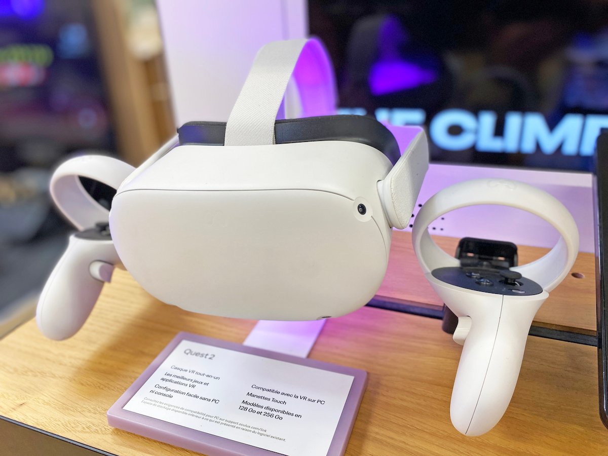 casque réalité virtuelle Oculus - magasin Boulanger Aubagne
