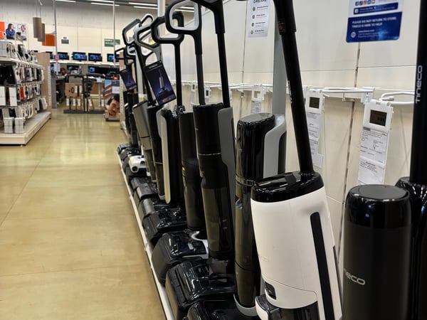 Rayon aspirateur laveur de chez Boulanger Toulouse Fenouillet