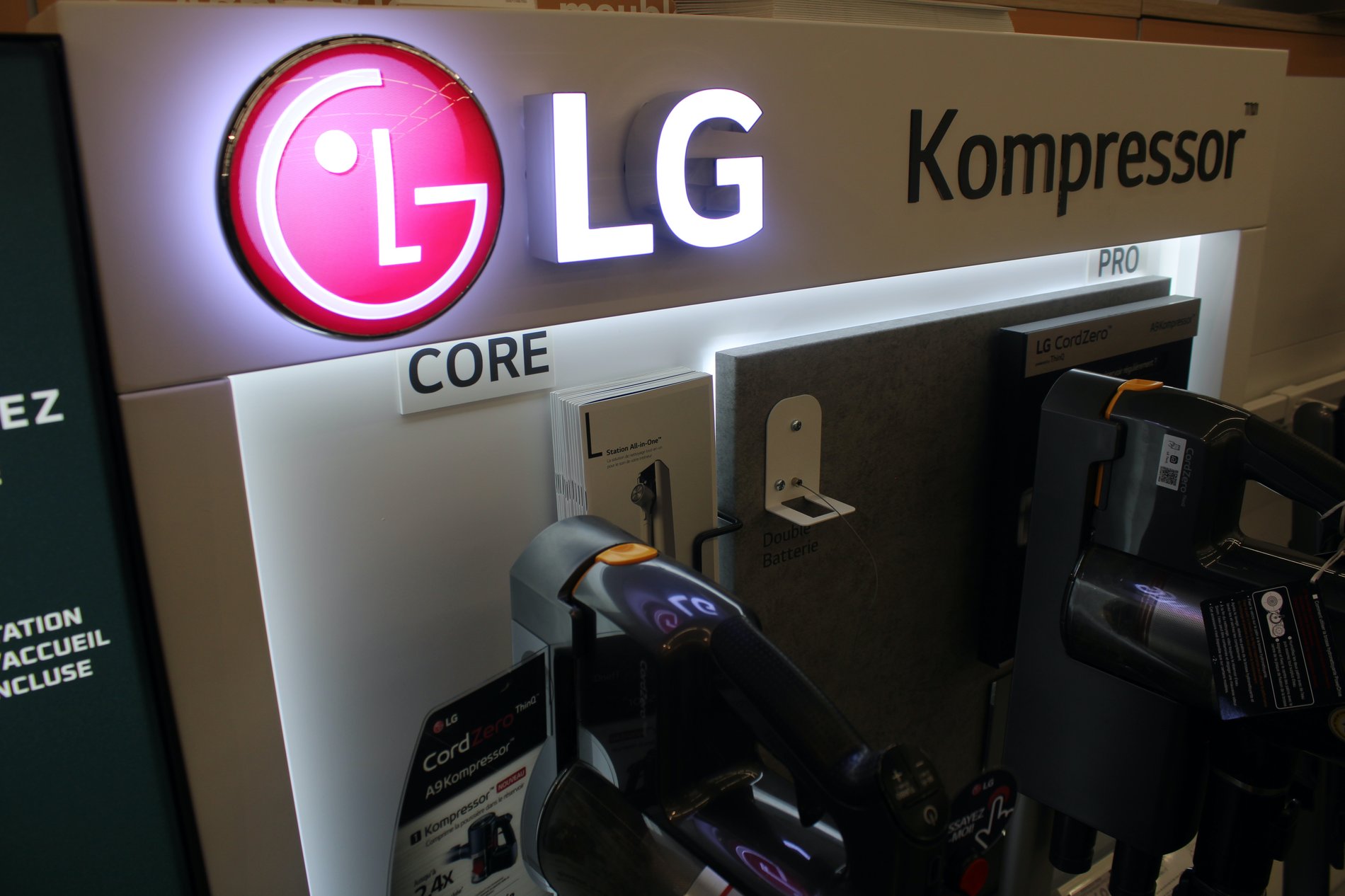Aspirateur LG 
Aspirateur balais LG