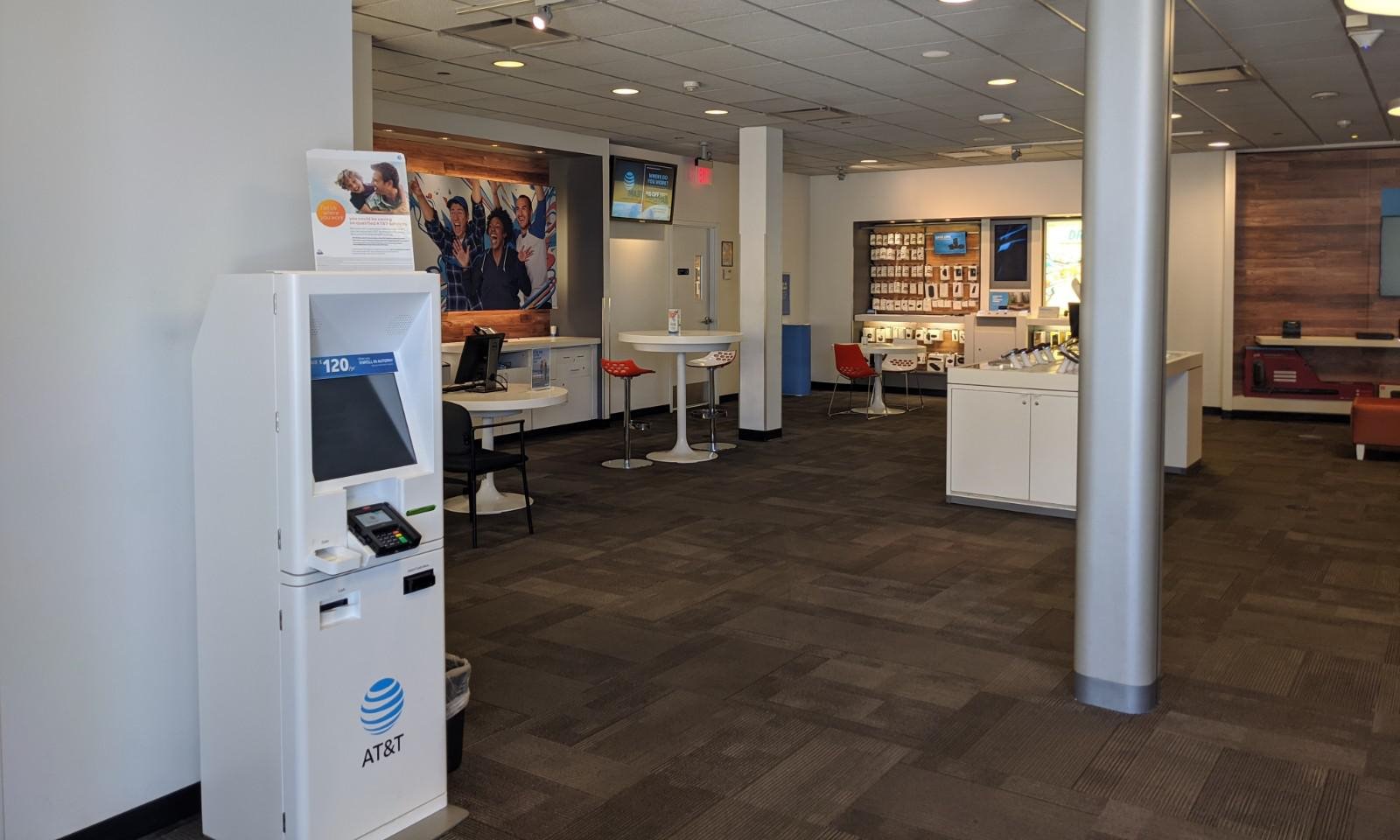 Inside store - Payment station