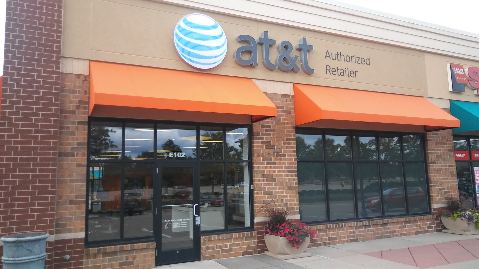 AT&T Store Silver Lake Village St Anthony, MN