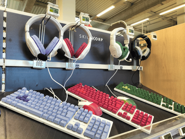 Espace gaming asus logitech corsair casque solaris siege gamer gaming bureau gamer