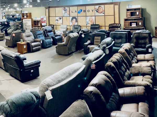 Slumberland Furniture Store in Cedar Rapids,  IA - Recliners