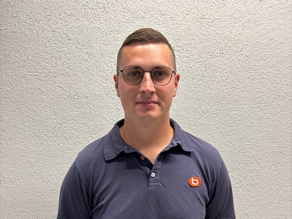 Magasinier du magasin  Boulanger Montluçon