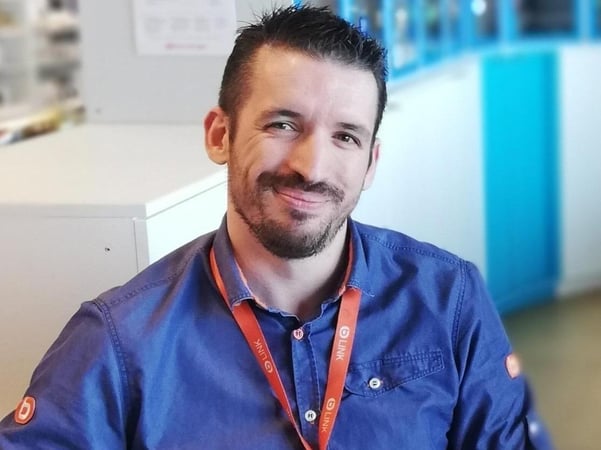 Alexis, conseiller service clients Boulanger Poitiers sud
