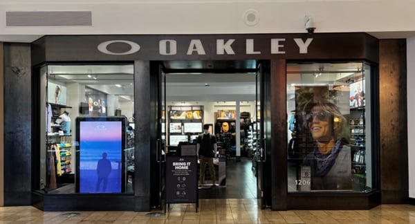 Tanger outlet 2024 oakley store