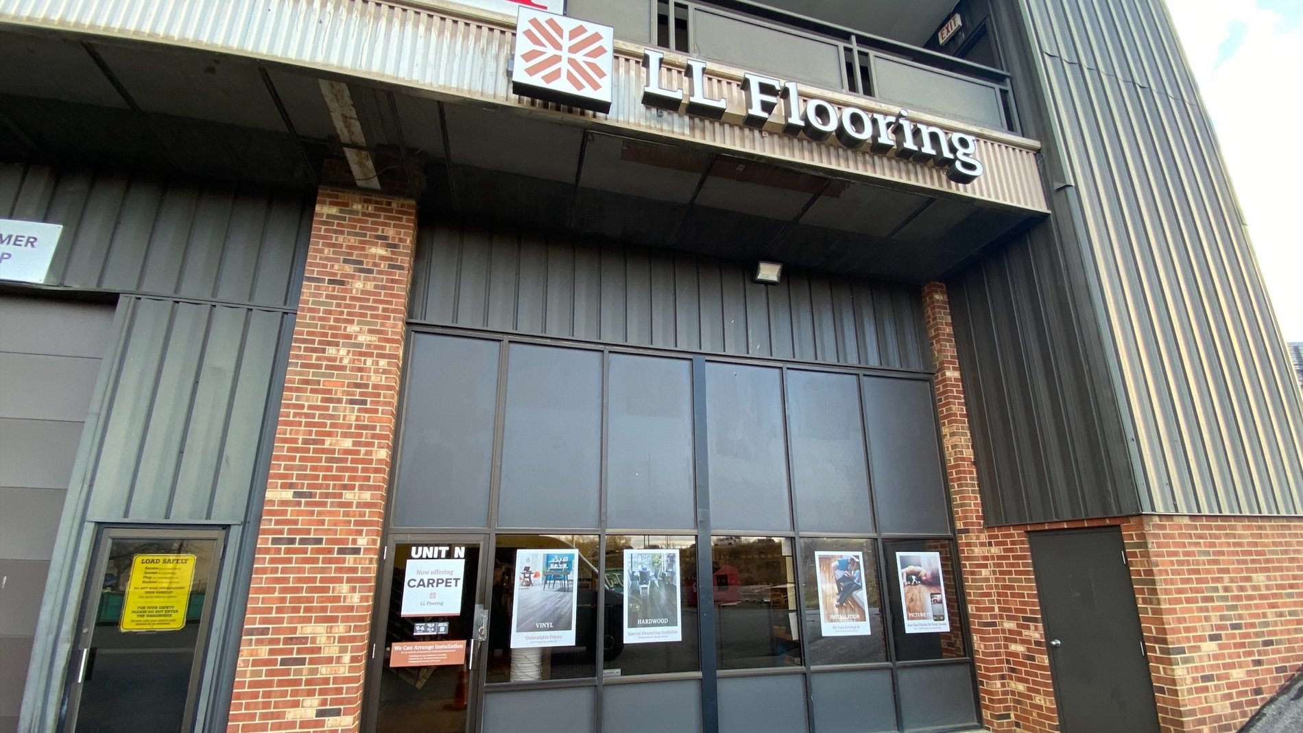 LL Flooring #1134 Frederick | 7311 N Grove Rd | Storefront