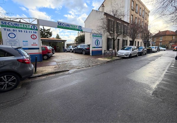 CONTRÔLE TECHNIQUE DE [ST-MAUR-DES-FOSSEES]