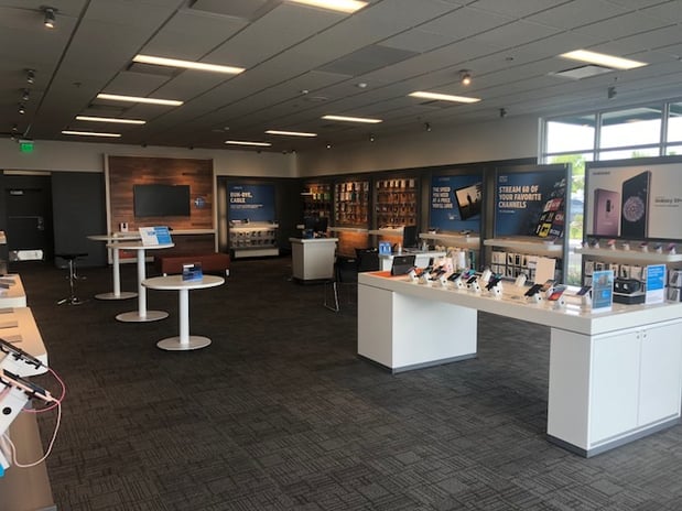 AT&T Collins Plaza | Cell Phones, Wireless Plans & Accessories | 7051 ...