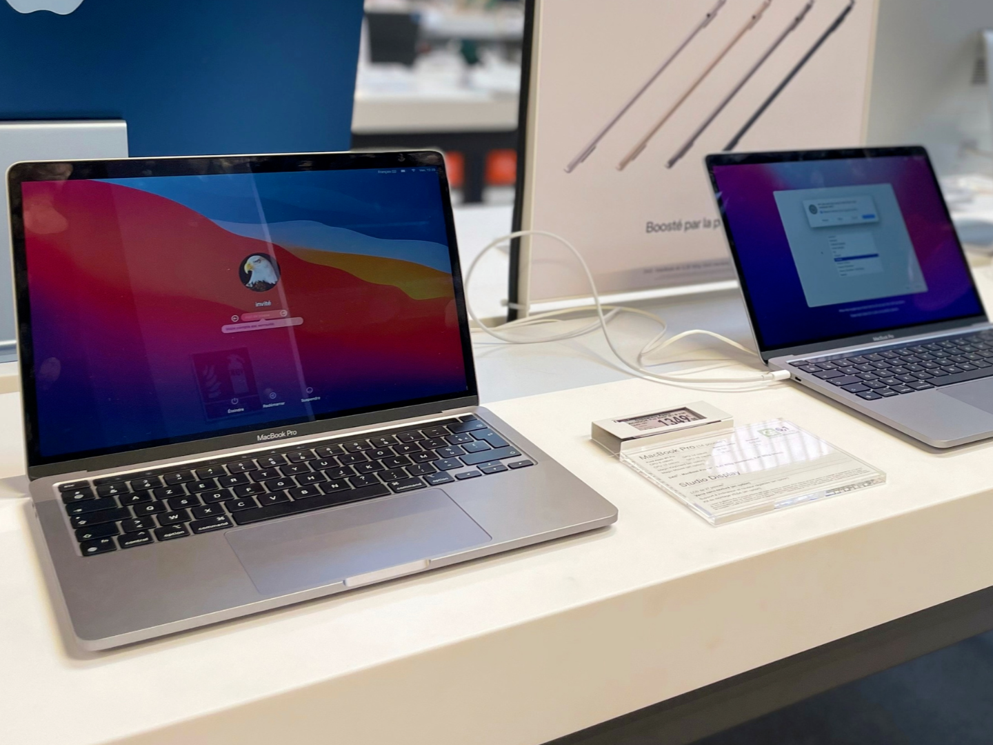 Apple Macbook AIr ou Apple Macbook Pro nous vous aidons dans votre choix chez Boulanger Chateauroux, magasin Cap Sud