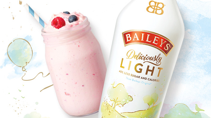 deliciously light raspberry smoothie