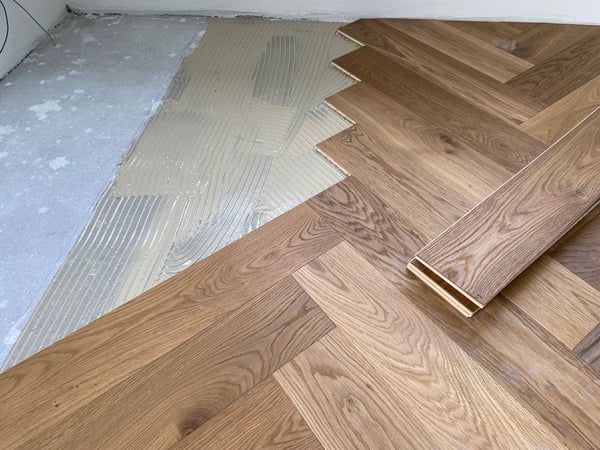 Fischgratverlegung  in Eiche Natur geölt