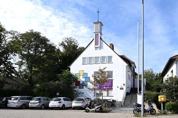 Evangelische Kirche Worms-Herrnsheim / Paulussaal (Foto: Ben Pakalski)