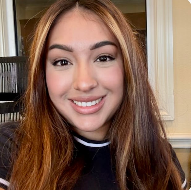 Rebecca Castro-Customer Experience Professional