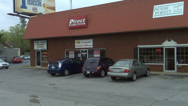 Direct Auto Insurance storefront located at  1498 Madison St, Clarksville