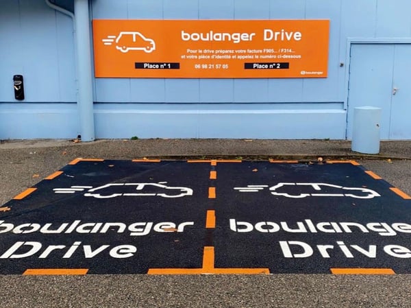 Concept & Avantages
Retrait rapide
Click & Collect
Achat en ligne
Service express
Sans contact
Gain de temps
Zéro attente
Simplicité
Expérience Client
Facilité d'accès
Pratique et efficace
À proximité
Retrait en 1h
Commande en quelques clics
Disponible immédiatement
Confort et rapidité
Service gratuit
Périodes & Occasions
Achat de dernière minute
Urgence dépannage
Période des fêtes
Rentrée scolaire
Black Friday
Soldes
Cadeaux de Noël
Préparation été/hiver
Produits Concernés
Petit électroménager
Gros électroménager
High-tech
Informatique
Téléphonie
TV & Son
Jeux vidéo
Accessoires
Localisation & Spécificités
Boulanger Échirolles
Proche Grenoble
Drive accessible
Parking dédié
Service local
Magasin connecté