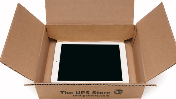 Cajas y suministros de mudanza en el centro The UPS Store Miami, FL ubicado  en 153 E Flagler St