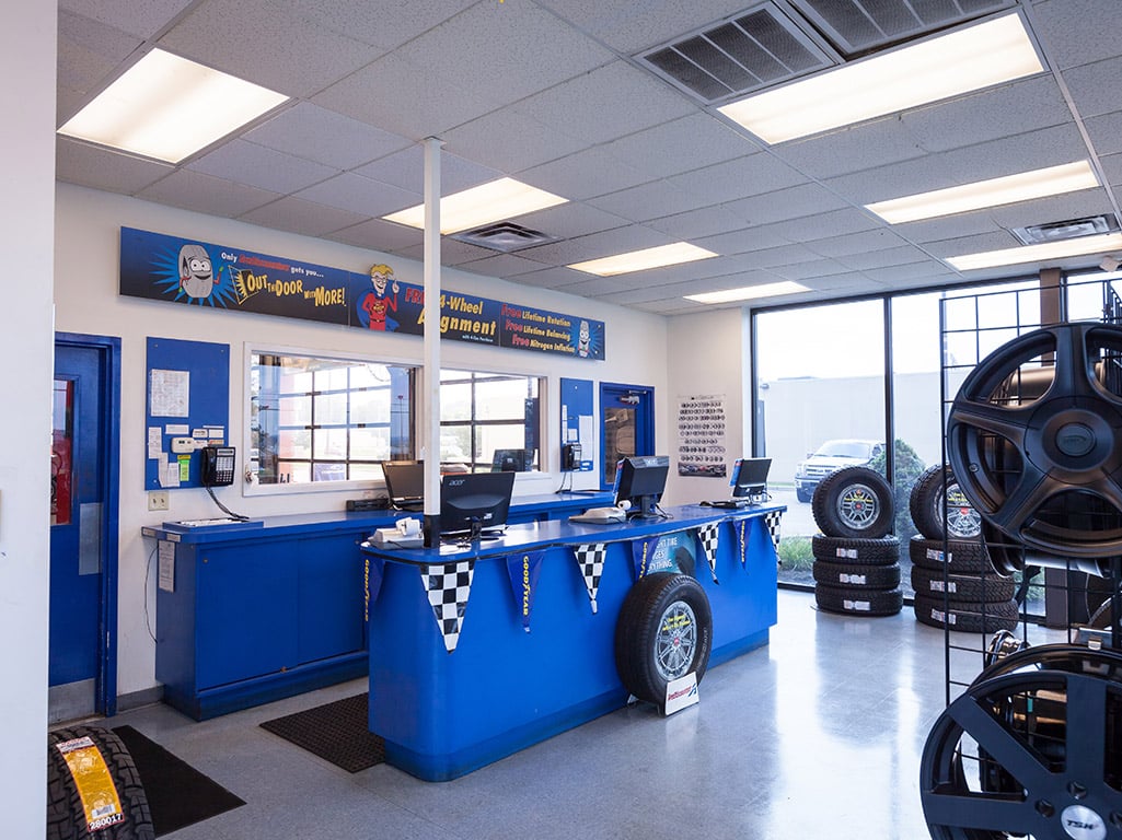 Tire Discounters Tires, Wheels, Custom Wheels, rims in Springboro, OH