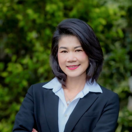 Photo of Sandra Wang