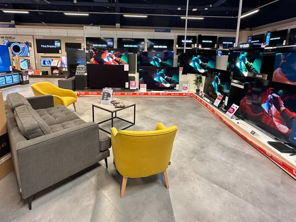 📺 Espace Télé – Boulanger Orléans Saran
Plongez au cœur de l’image avec notre Espace Télé : téléviseurs LED, OLED, QLED, 4K et 8K, pour tous les budgets et toutes les tailles.
Testez les dernières innovations et profitez des conseils de nos experts pour choisir la TV parfaite.

📍 À découvrir en magasin, au rayon multimédia, chez Boulanger Orléans Saran.