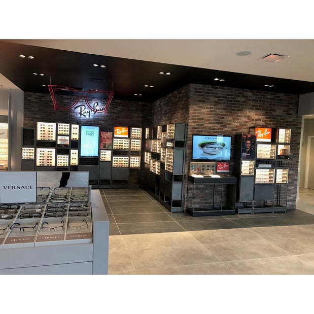 Descubrir 38+ imagen michael kors natick mall Thptnganamst.edu.vn