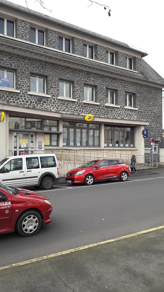 Photo du point La Poste MAURIAC