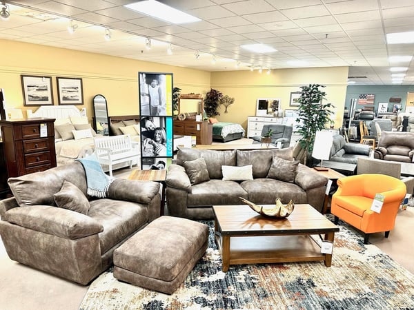 Furniture stores near me that deals deliver