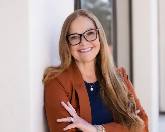 Photo of Linda Macdonald