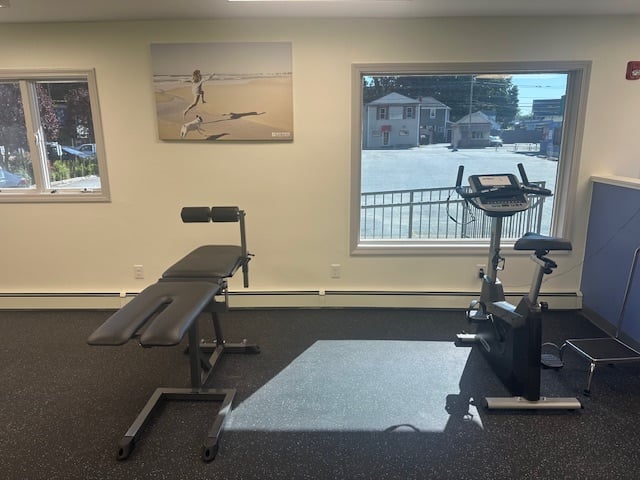 RI-WestWarwick-BSPT Patient care area and PT equipment.