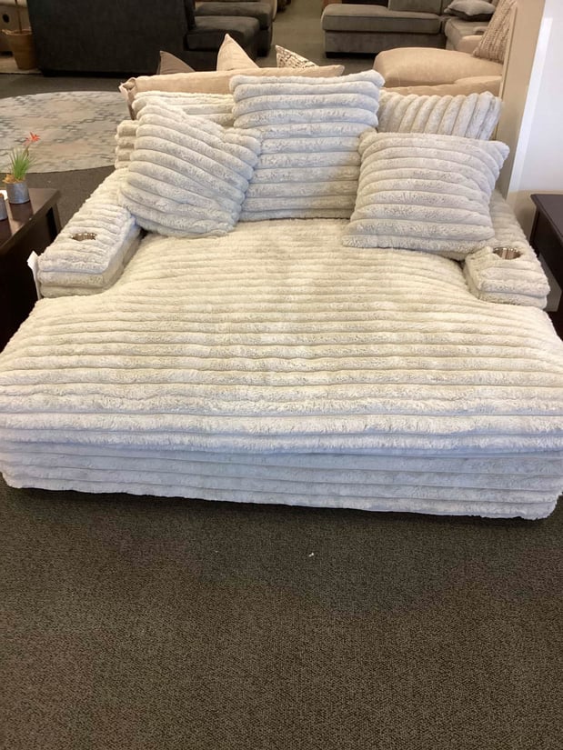 St Paul Slumberland Furniture Clearance Center chaise