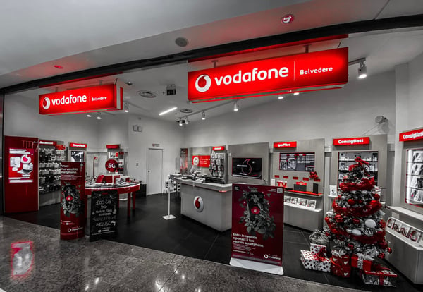 Vodafone Store presso Parco Commerciale Belvedere (SR)