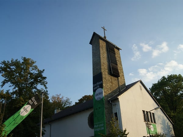 Evangelische Dankeskirche Frankfurt - Evangelische Dankeskirchengemeinde Frankfurt/Main