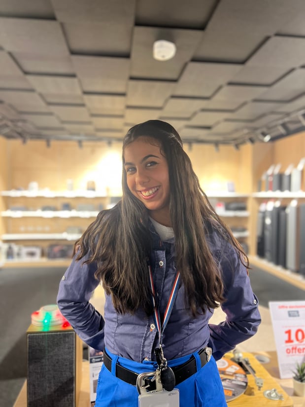 Laura Animatrice commerce Confort magasin Boulanger Bordeaux Mérignac