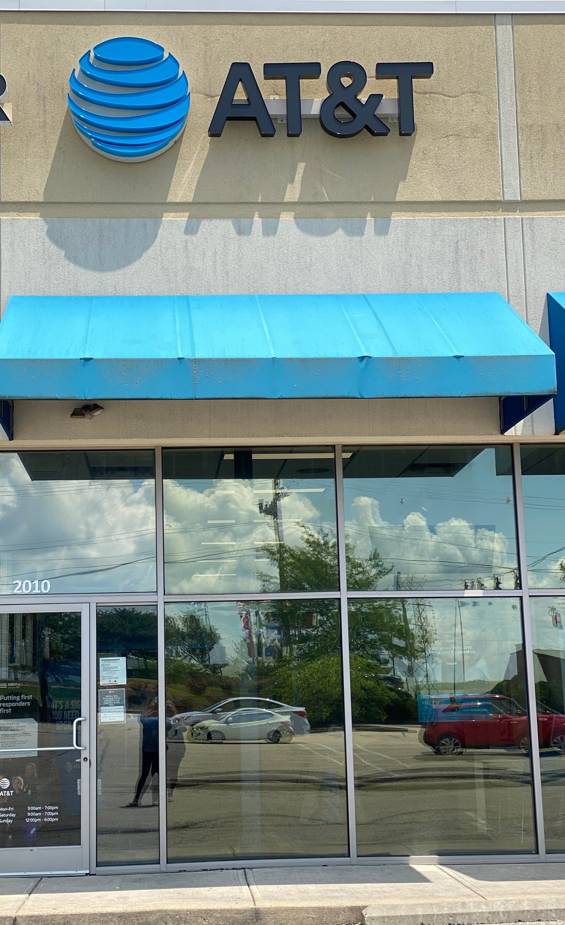 Hebron Store Apple iPhone 12 and Samsung Devices Hebron, KY AT&T