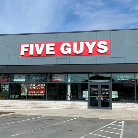 Store front of the Five Guys at 1400 The Kingsway in Sudbury, ON.