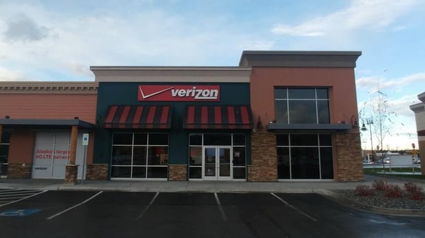 Discover the Convenience: Find the Nearest Verizon Store in Alaska - Benefits of visiting a Verizon store in person