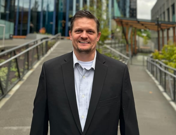 Carousel Associate Image