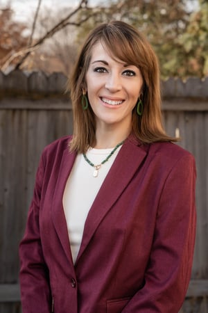 Photo of Angela Yates