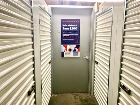 94th & Park Storage Facility - UES storage