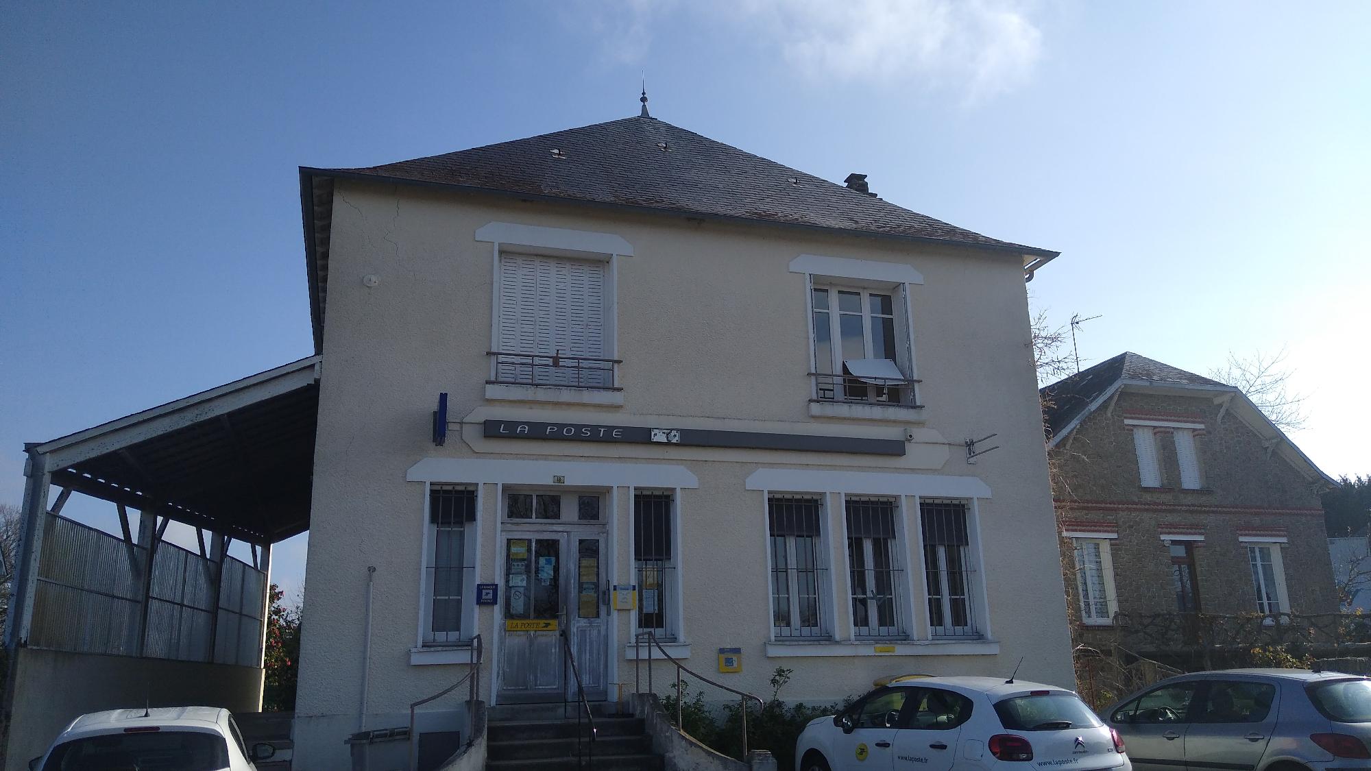 La Poste SAINT SULPICE LES FEUILLES (87160) La Poste