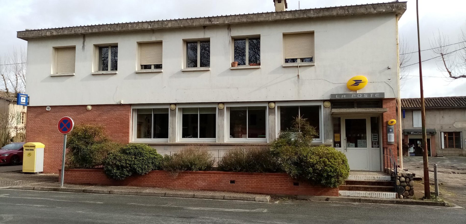 La Poste Lisle Sur Tarn 81310 La Poste