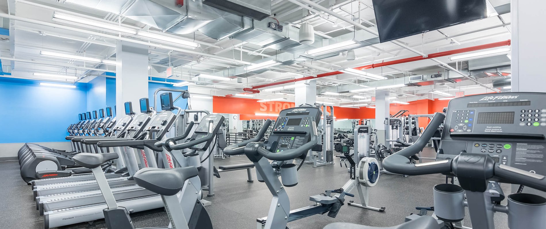 Blink Woodside Gym at 5602 Roosevelt Avenue, Queens, NY Blink Fitness