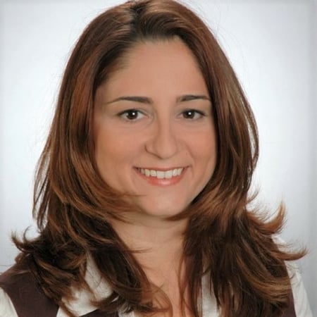 Dr. med. Zoehre Akdogan, Plastische und Ästhetische Chirurgie