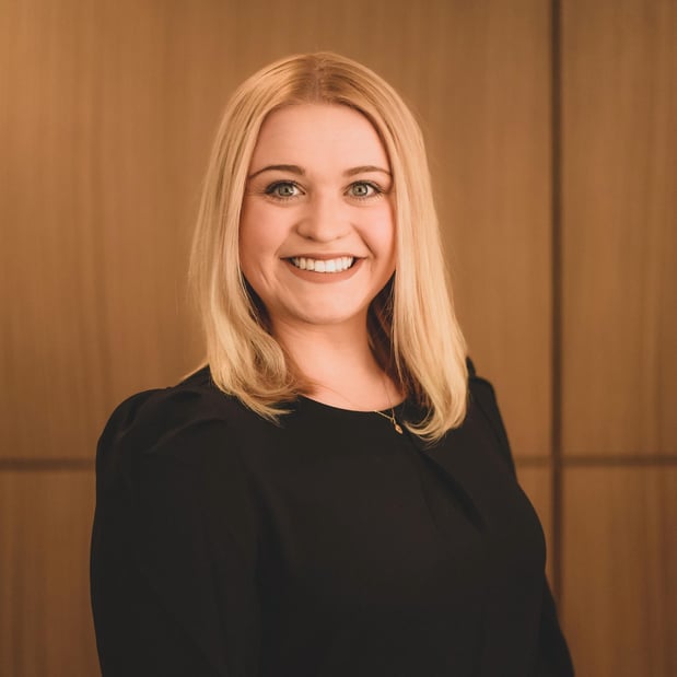 Carousel Associate Image